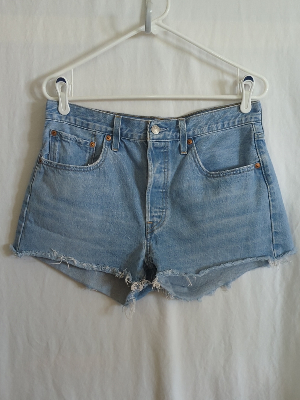 Levi's 501 Original Denim Cutoff Shorts Light Wash W30 High Rise 56327